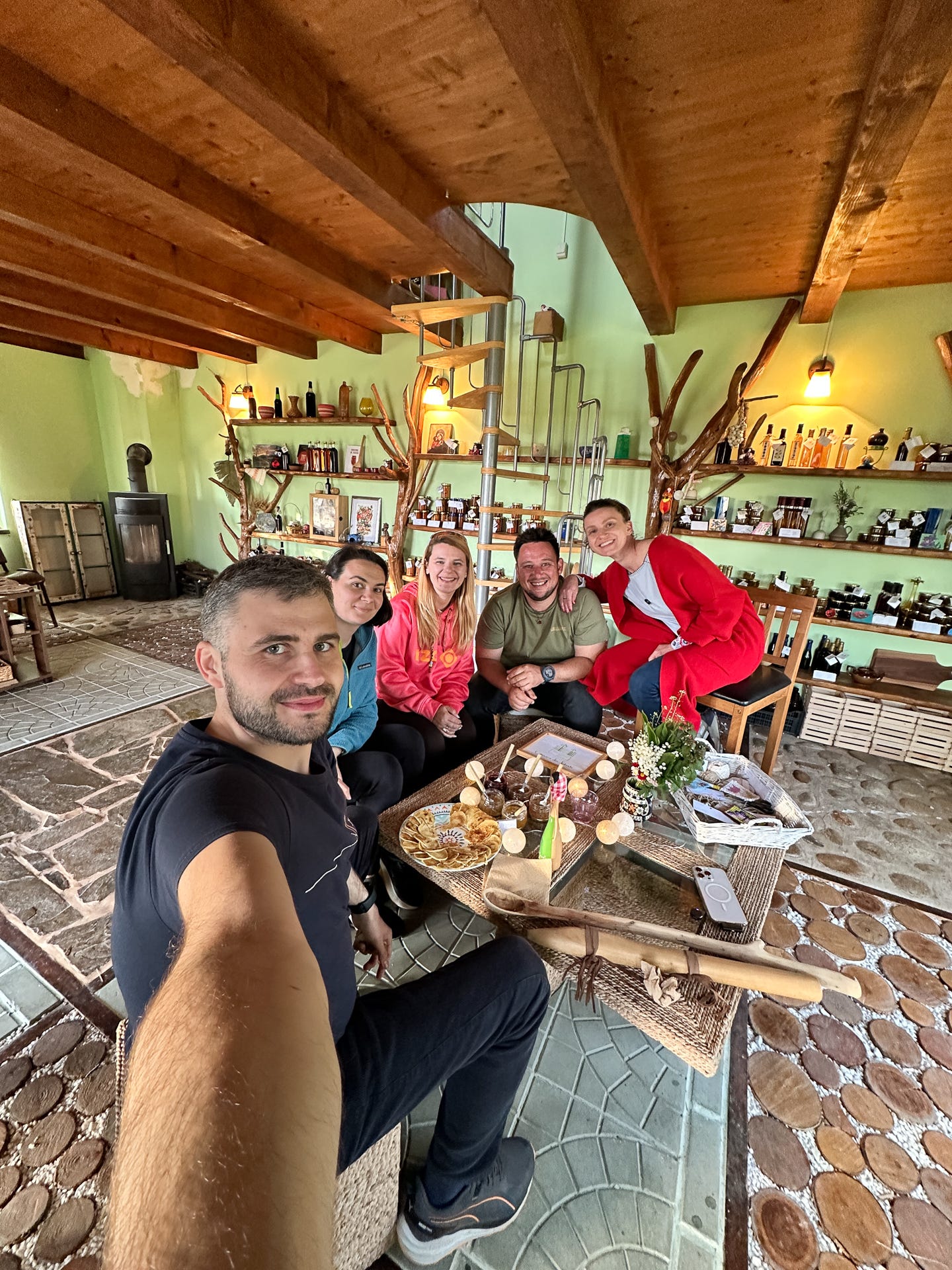 Din Timișoara la poalele Retezatului. De ce au ales Bia și Edi să se mute la sat (imaginea 11)